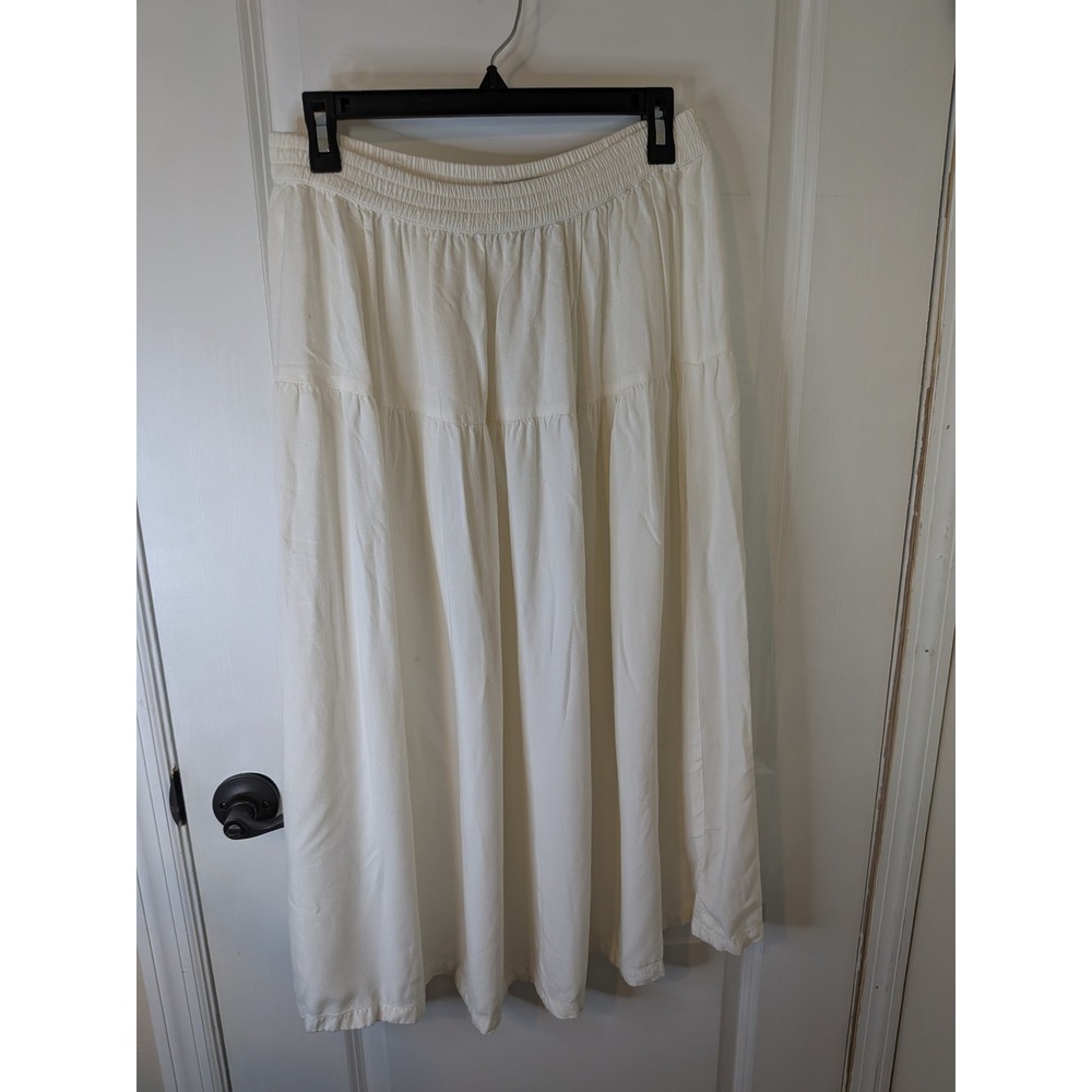Nouveau Monde Sport Cream Tiered Maxi Skirt Rayon Smocked Waist Womens 1X Boho